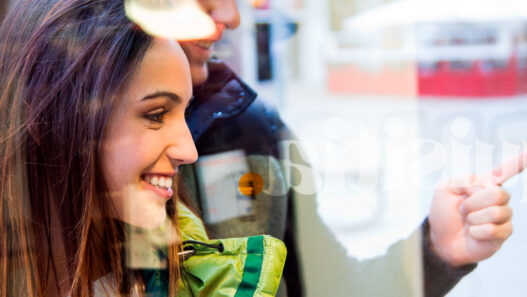 Como atraer más clientes a tu restaurante desde la calle